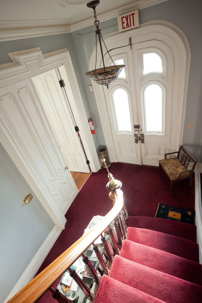 Hudson City Bed And Breakfast Екстериор снимка